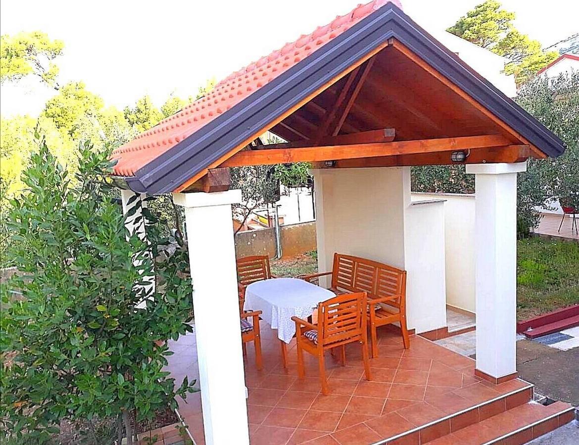 Apartments & Room Masa Starigrad Paklenica Exterior foto