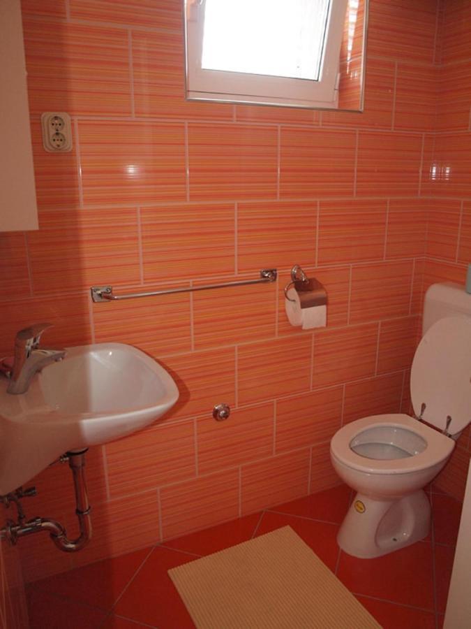 Apartments & Room Masa Starigrad Paklenica Zimmer foto